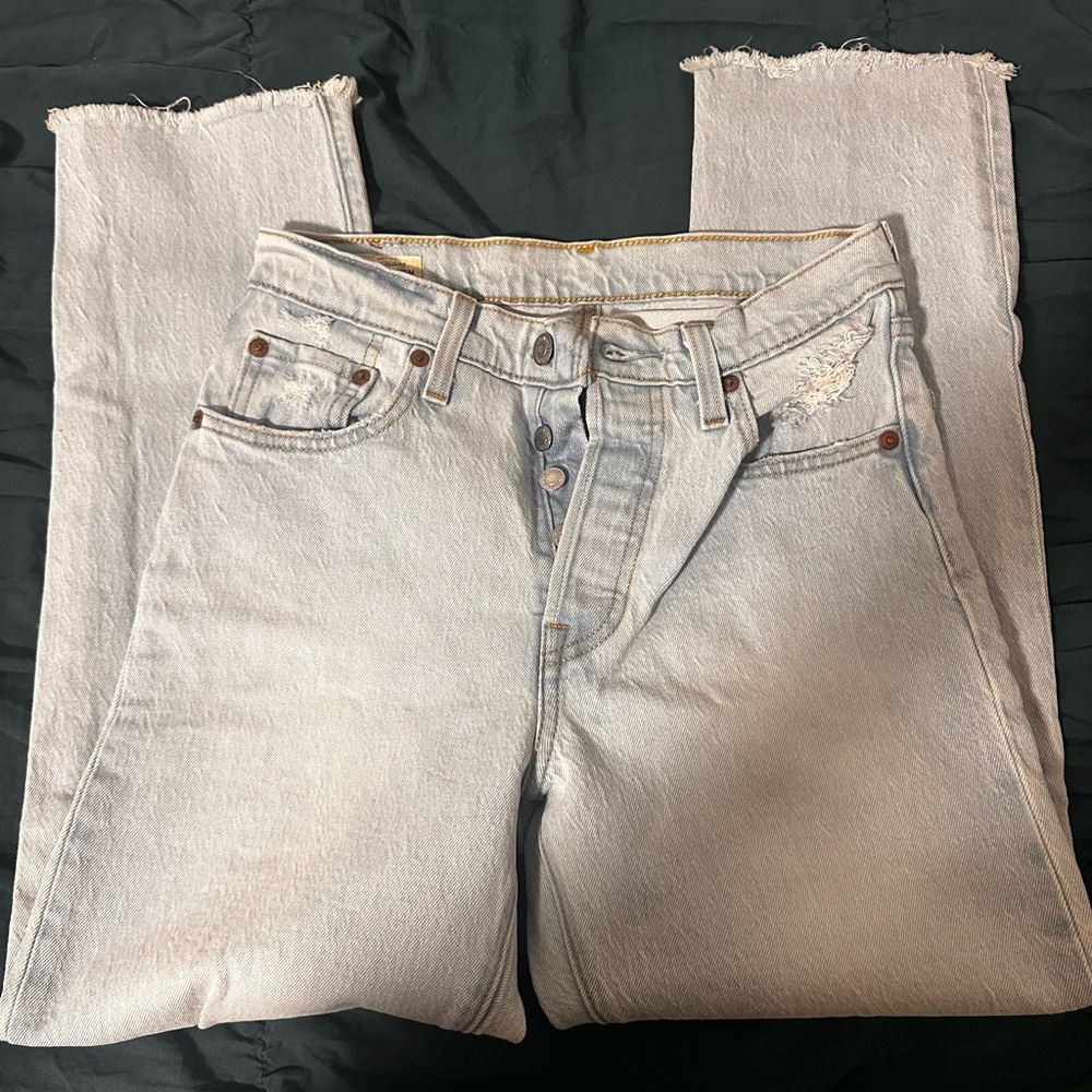 Light Blue Women's Levi Jeans